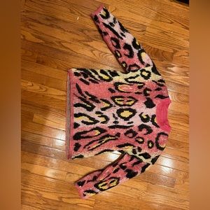 Aqua sweater size m pink—lightly worn